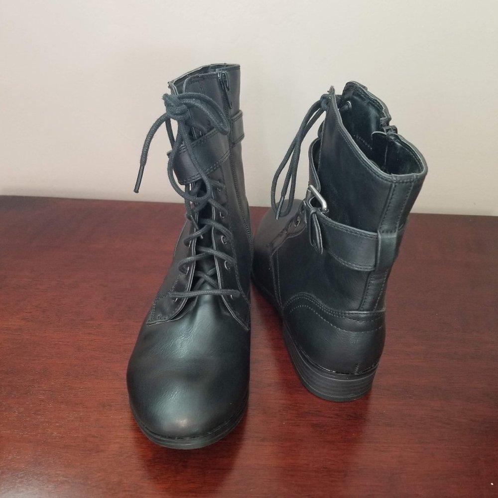 Style & Co Never Worn Size 8M Combat Boots